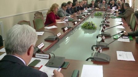 Kompensimi, pronaret kunder projektligjit te qeverise